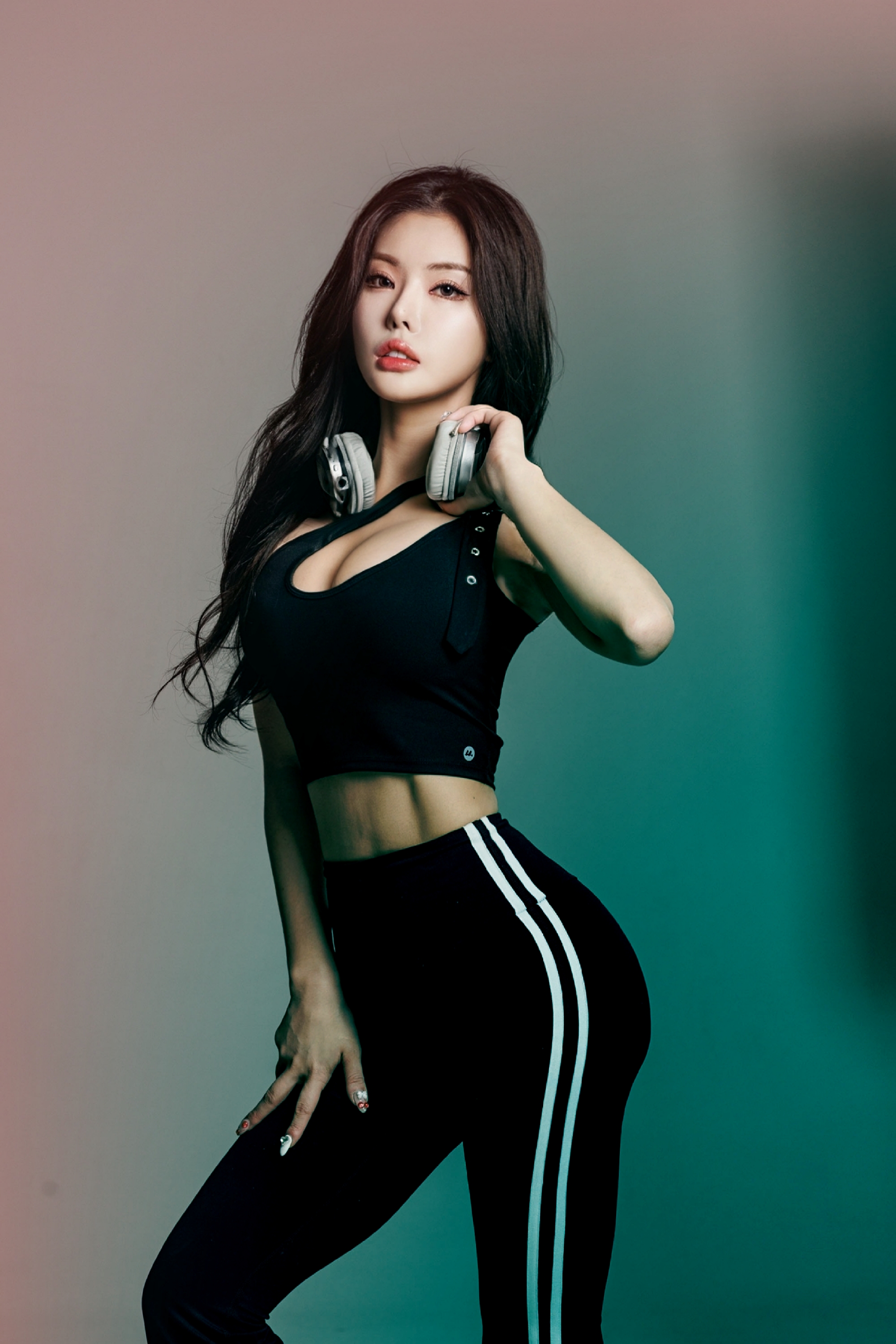 DJ U.NA detail 3